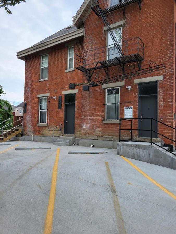 Fresh Modern Industrial Split Level Apartamento Cincinnati Exterior foto